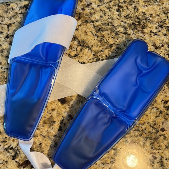 DeRoyal Stir up ankle brace with air cushion - Picture 2 of 2